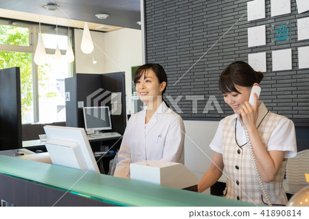 Pharmacist pharmacy medical image 41890814