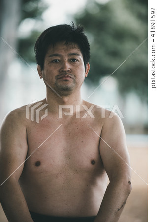sumo, sumo wrestling, crouching 41891592