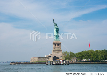 America · New York roundtrip Manhattan, New York Manhattan Statue of Liberty America · New York roundtrip Manhattan, New York Manhattan Statue of Liberty 41893427