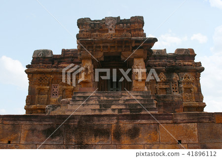 The Papanatha temple, Pattadakal temple complex The Papanatha temple, Pattadakal temple complex 41896112