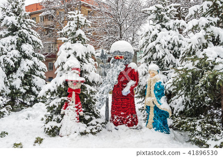 Christmas street sculpture Christmas street sculpture 41896530