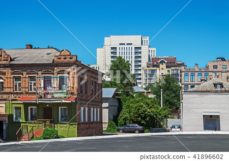 Old houses in downtown 41896602