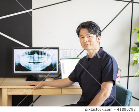 牙醫駕駛電子病歷 41896798