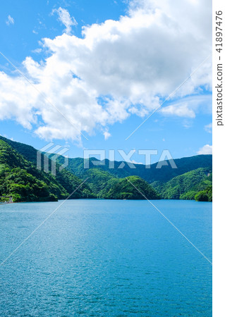 奧多摩湖在夏天 奧多摩湖在夏天 41897476