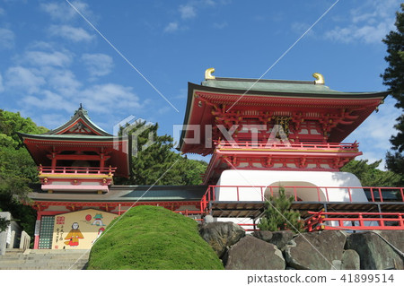 Akama Shrine 41899514