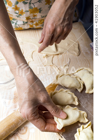 bakery products pierogies 41903052