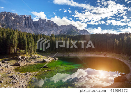 Lago di Carezza Lago di Carezza 41904372