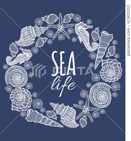 Dark Round Composition with Shells and Starfishes in Hand-Drawn Style Dark Round Composition with Shells and Starfishes in Hand-Drawn Style 41905035