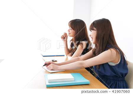 Campus Life · Class 41907060