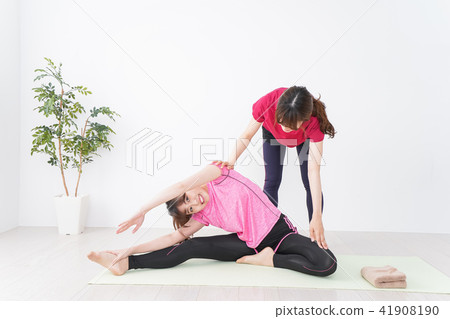 Yoga / Sports 41908190