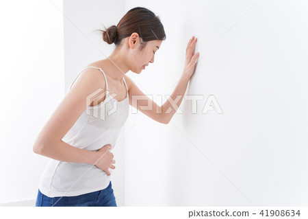 stomach ache stomach ache 41908634
