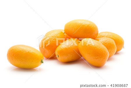 Fresh kumquat isolated on white Fresh kumquat isolated on white 41908687