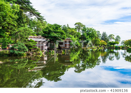 金澤Kenrokuen Kasumigauri池塘 41909136