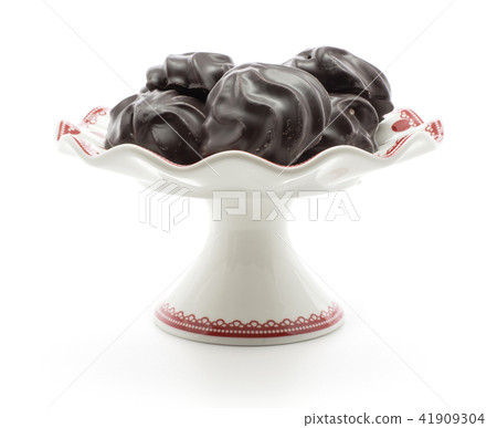 Chocolate Zephyr circle isolated Chocolate Zephyr circle isolated 41909304