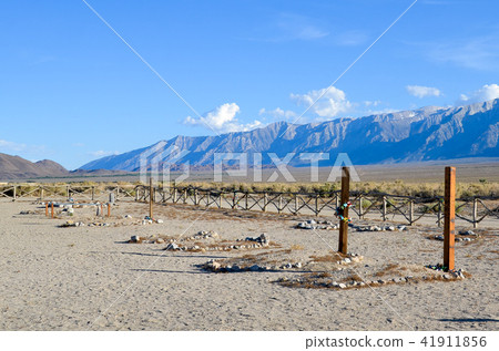 Manzanar concentration camp 41911856