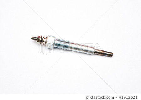 glow plug to engine diesel 41912621