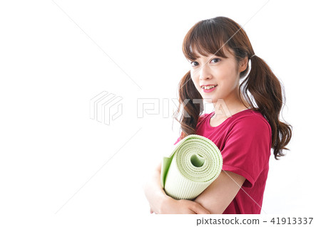 Women who do yoga Women who do yoga 41913337