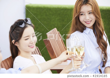 Summer vacation, vacation, young woman 41914185