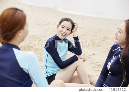 暑假,假期,朋友,年輕女子 暑假,假期,朋友,年輕女子 41914212
