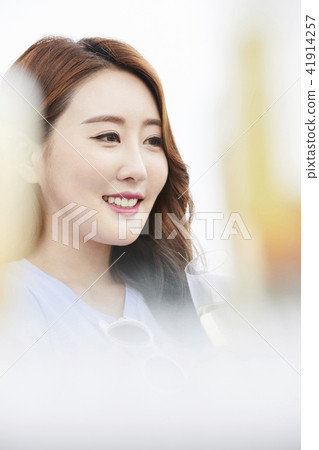 Summer vacation, vacation, young woman 41914257