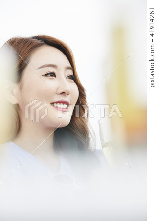 暑假，假期，年輕的女人 41914261
