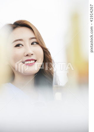 Summer vacation, vacation, young woman 41914267