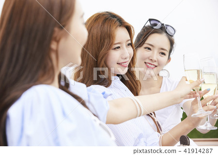 Summer vacation, vacation, young woman Summer vacation, vacation, young woman 41914287