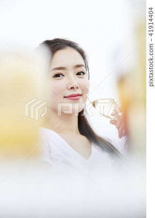 Summer vacation, vacation, young woman Summer vacation, vacation, young woman 41914404