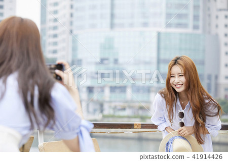 Summer vacation, travel, vacation, young woman Summer vacation, travel, vacation, young woman 41914426
