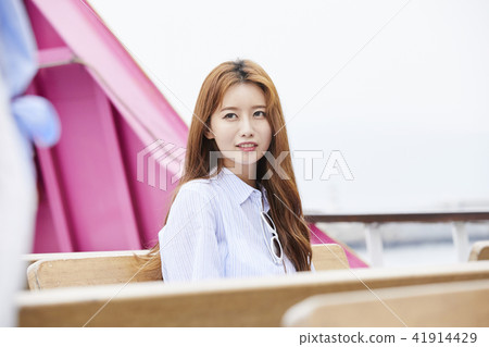Summer vacation, travel, vacation, young woman Summer vacation, travel, vacation, young woman 41914429