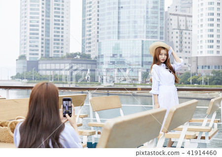 Summer vacation, travel, vacation, young woman 41914460