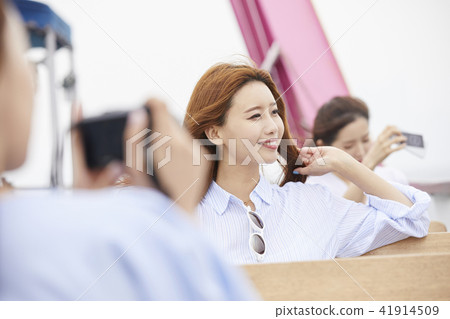 Summer vacation, travel, vacation, young woman Summer vacation, travel, vacation, young woman 41914509