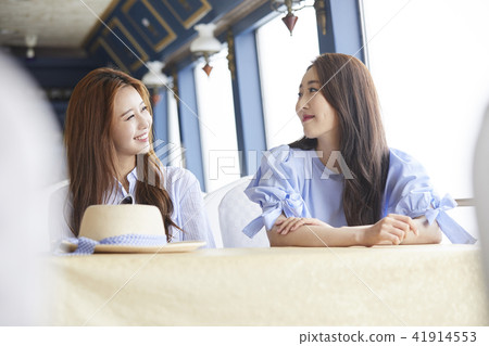 Summer vacation, travel, vacation, young woman Summer vacation, travel, vacation, young woman 41914553