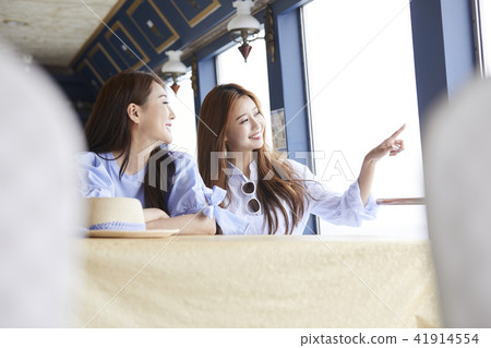 Summer vacation, travel, vacation, young woman 41914554