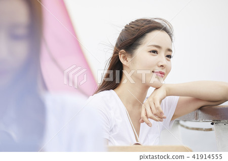 Summer vacation, travel, vacation, young woman Summer vacation, travel, vacation, young woman 41914555