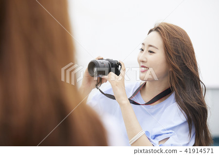 Summer vacation, travel, vacation, young woman 41914571