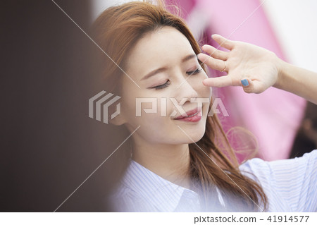 Summer vacation, travel, vacation, young woman Summer vacation, travel, vacation, young woman 41914577