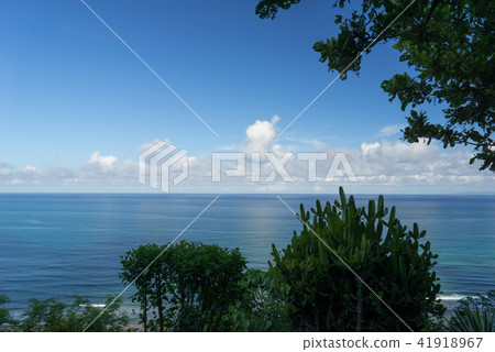 Huadong Coast Jinyu Rest Area overlooks the Pacific Ocean 41918967