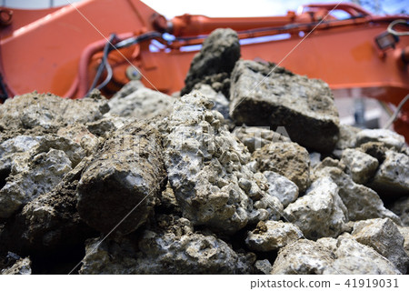 Dismantling construction site of reinforced concrete structure Dismantling construction site of reinforced concrete structure 41919031