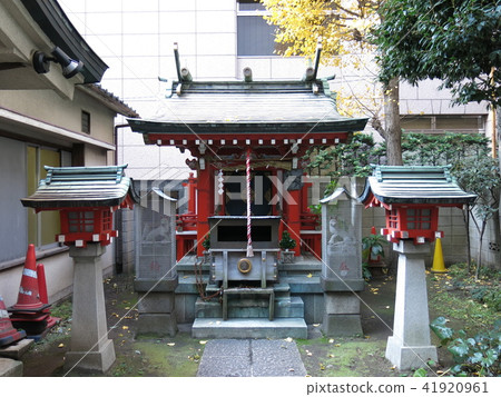 Shakotan Shrine of Sumida Ward in both countries Shakotan Shrine of Sumida Ward in both countries 41920961