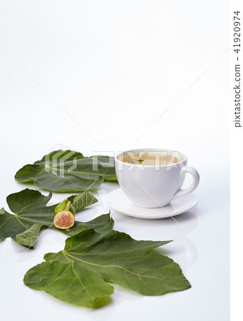 Mug Fig Leaf Tea With rosemary Mug Fig Leaf Tea With rosemary 41920974