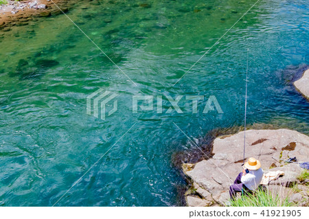 Ayu fishing of the Kano River in Izu City Shizuoka prefecture Ayu fishing of the Kano River in Izu City Shizuoka prefecture 41921905