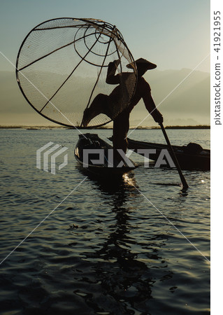 Burmese fishermen on Inle Lake 41921955