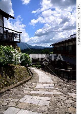 Kisoji road hydrangea bamboo lodge 2 41924169