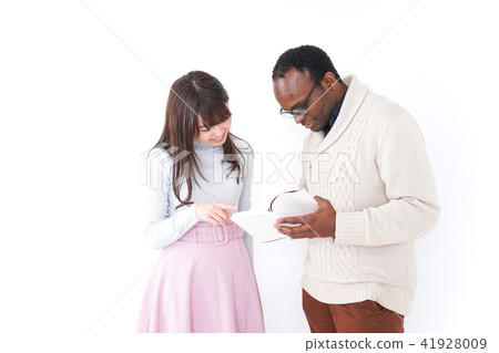 一個女人給方向 41928009