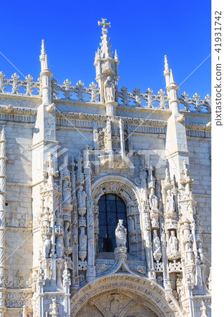 The Jeronimos Monastery in Lisbon, Portugal The Jeronimos Monastery in Lisbon, Portugal 41931742