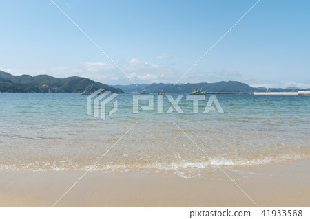 Seawater Wave Pacific 41933568