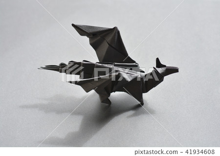 Origami paper dragon 41934608