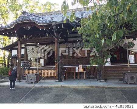 Shozo Kuwana 41936021