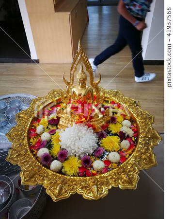 procedure of Buddhist praying from Buddha statue procedure of Buddhist praying from Buddha statue 41937568